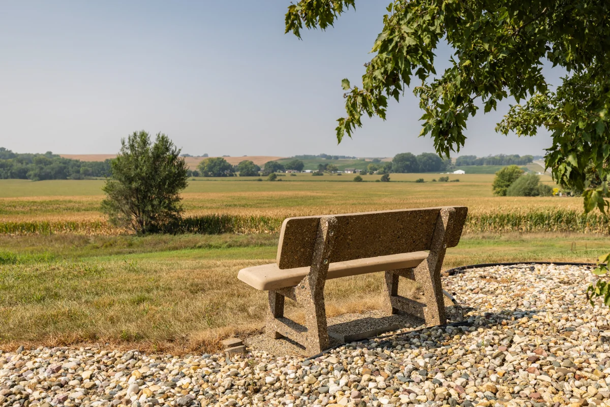 https://www.jaybirdseniorliving10.biz/wp-content/uploads/2023/12/Lawton_Senior_Living_21_1200.webp