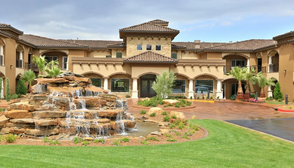 https://www.jaybirdseniorliving10.biz/wp-content/uploads/2025/09/Front-Elevation1-960x550_c.webp