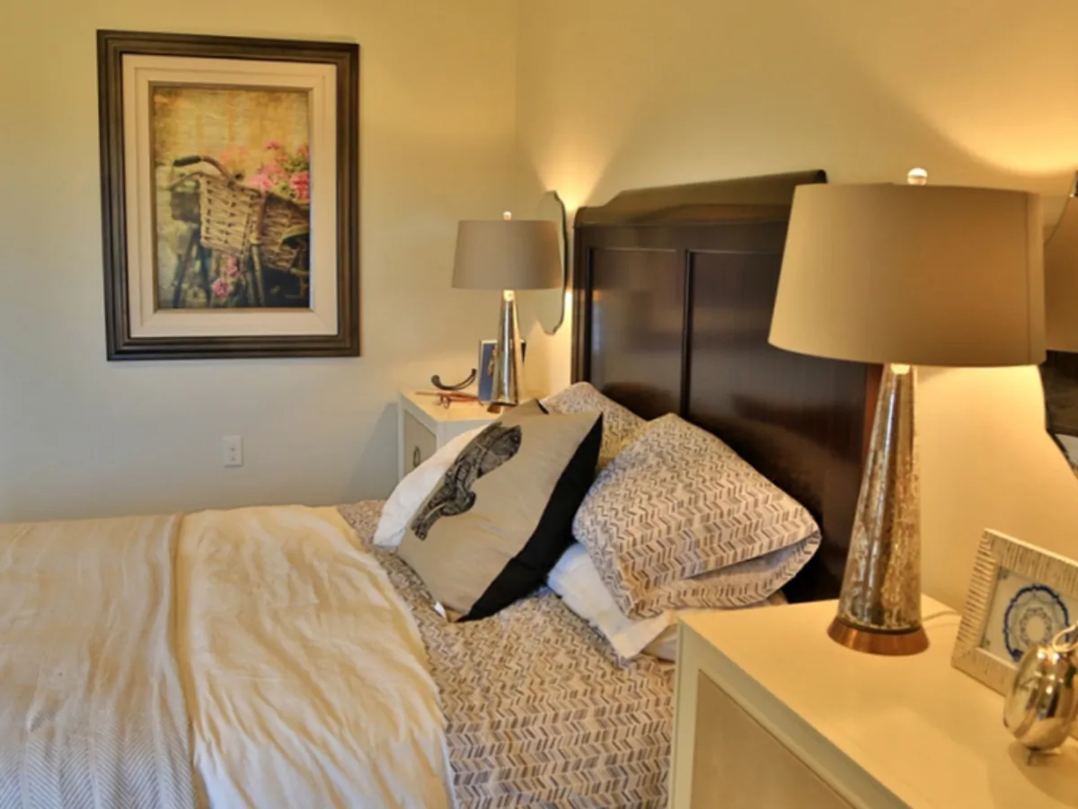 https://www.jaybirdseniorliving10.biz/wp-content/uploads/2025/09/SunbrookGallery3.webp